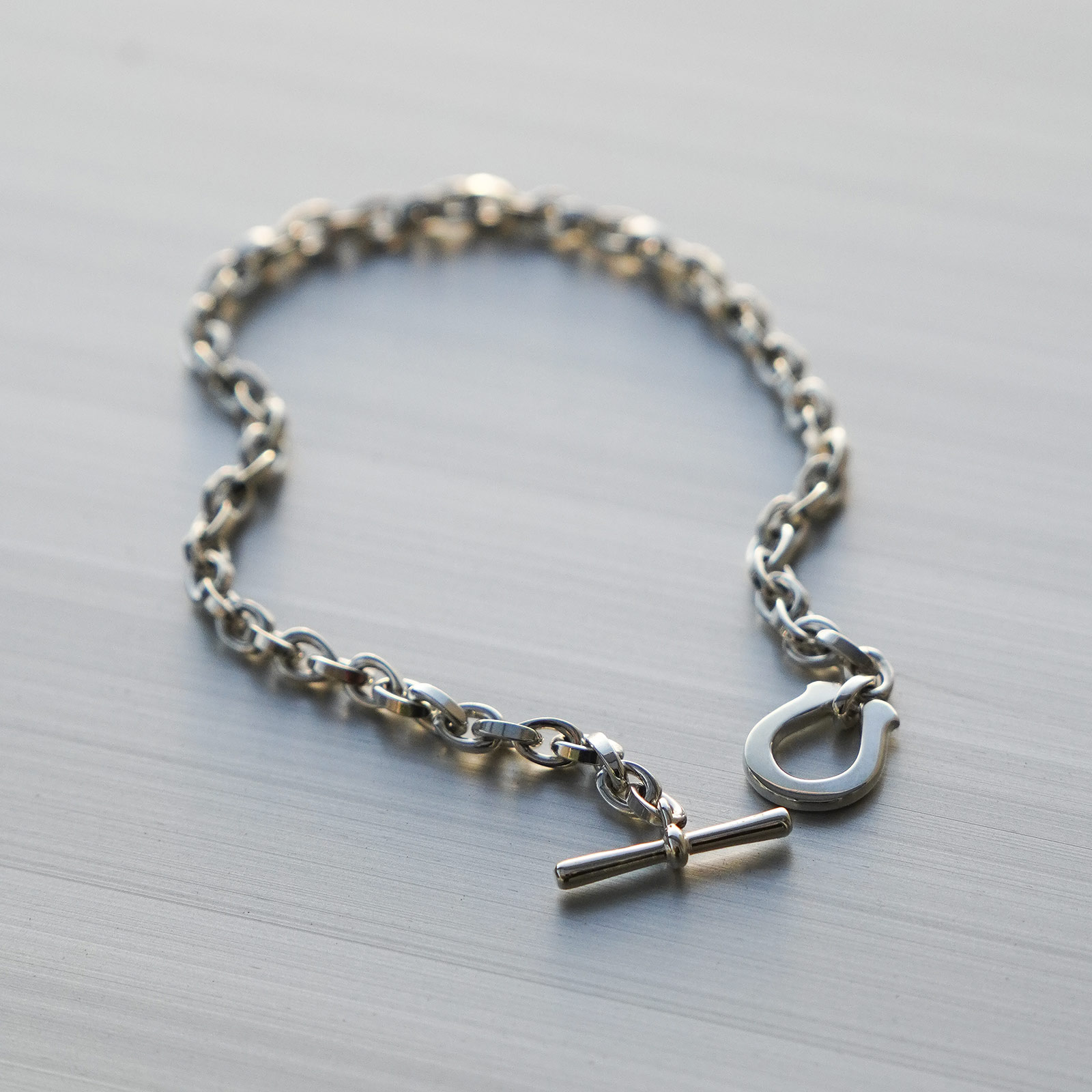 Thin Horseshoe Toggle Bracelet - Surface