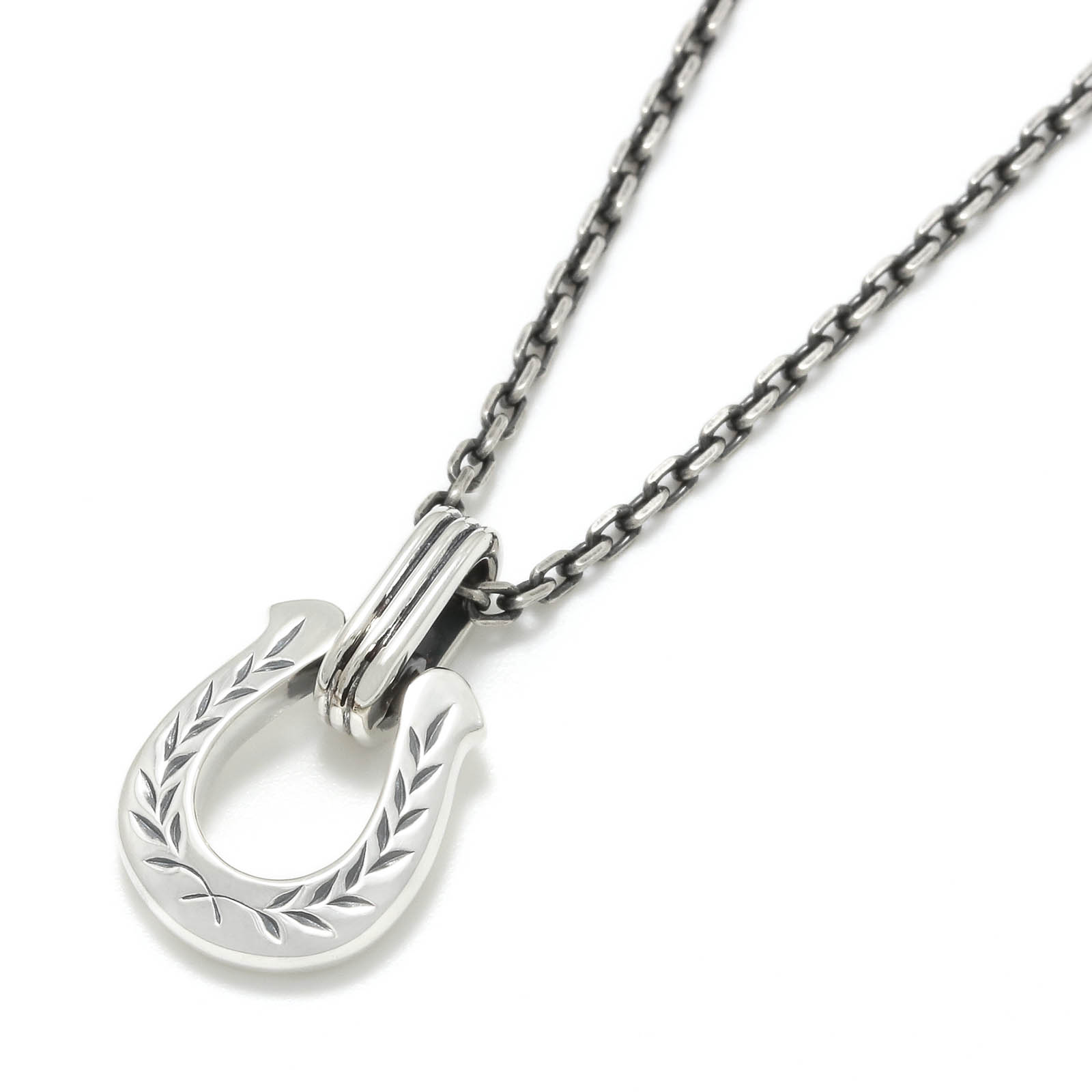 SYMPATHY OF SOUL（シンパシーオブソウル） Horseshoe Amulet Necklace - Laurel（ ホースシューアミュレットネックレス - ローレル）