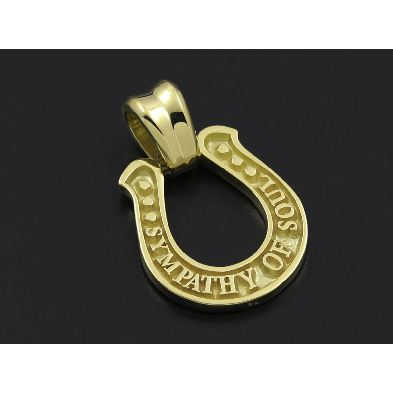 SYMPATHY OF SOUL（シンパシーオブソウル） Large Horseshoe Pendant