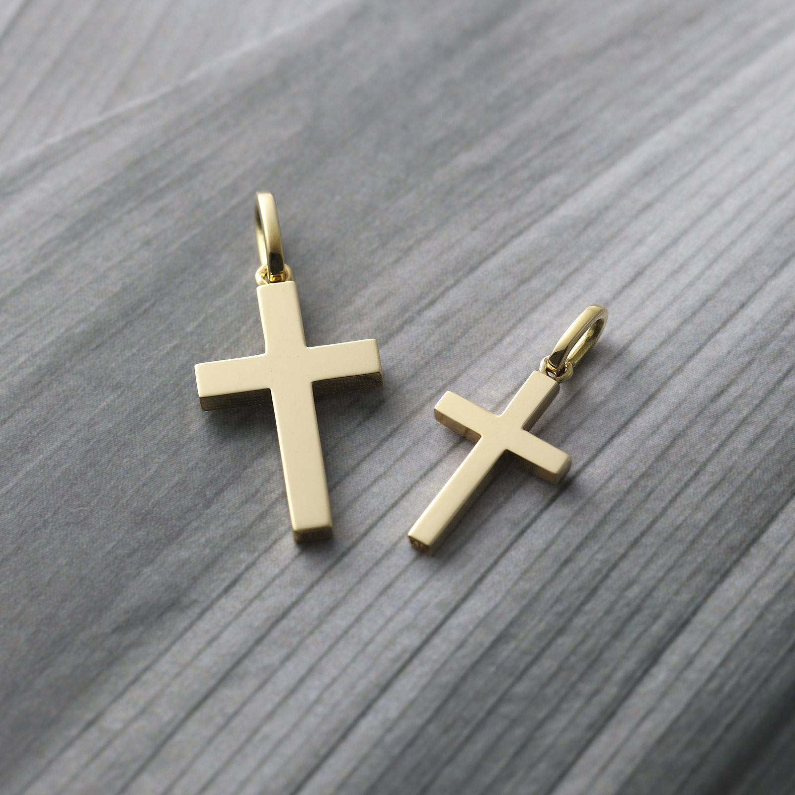 Simple Cross Pendant - Small_Medium